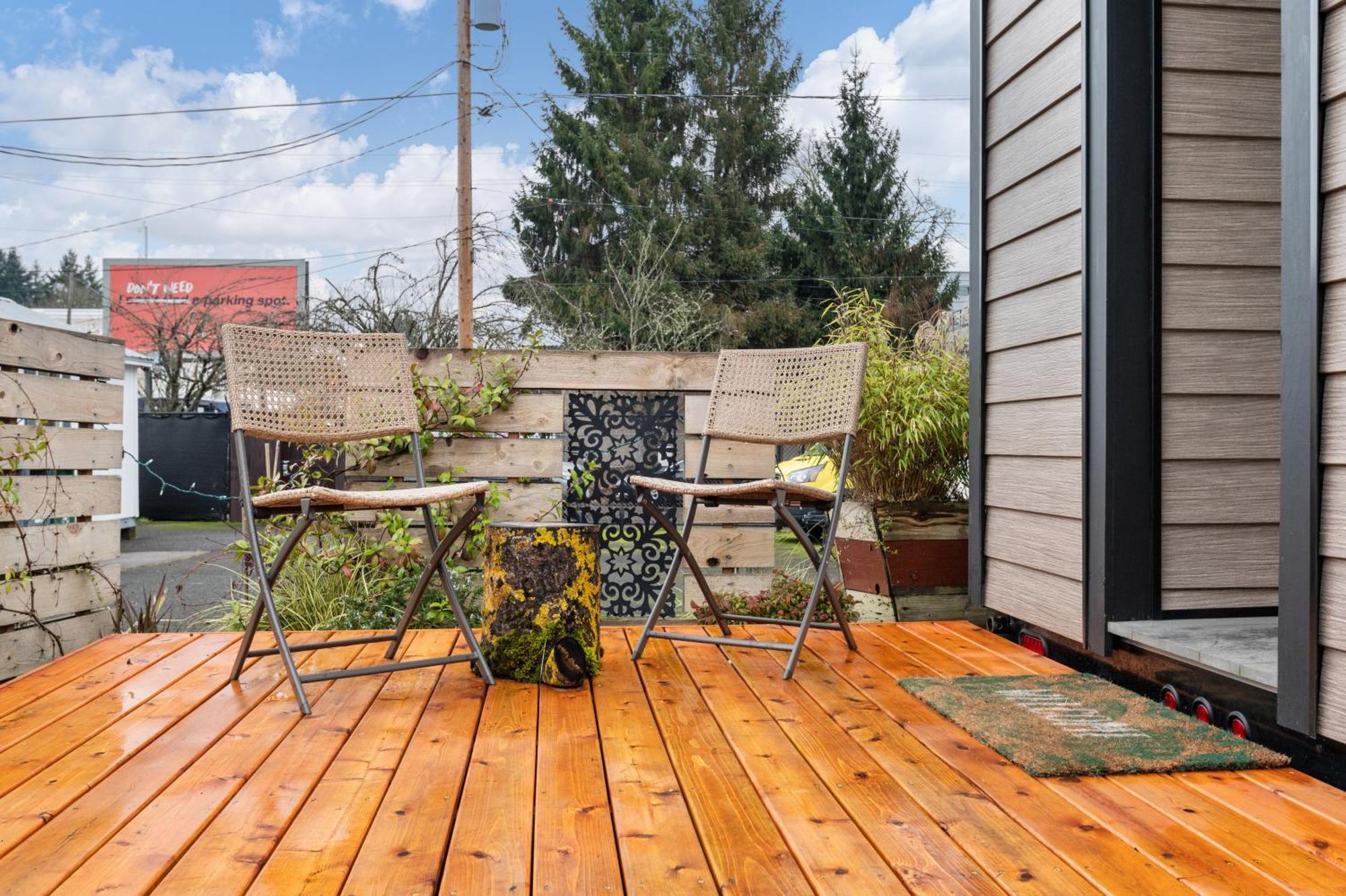 Tiny Digs - Hotel Of Tiny Houses Portland Rum bild
