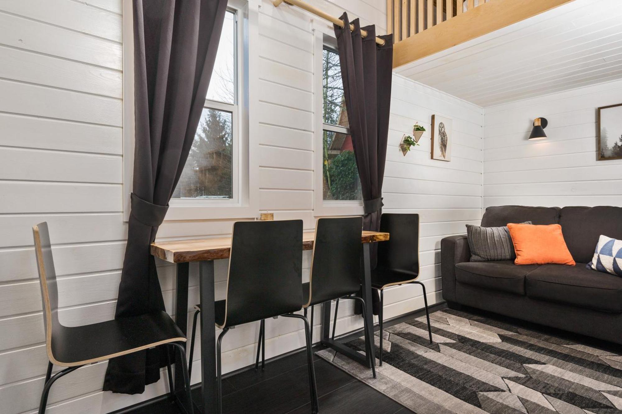 Tiny Digs - Hotel Of Tiny Houses Portland Rum bild