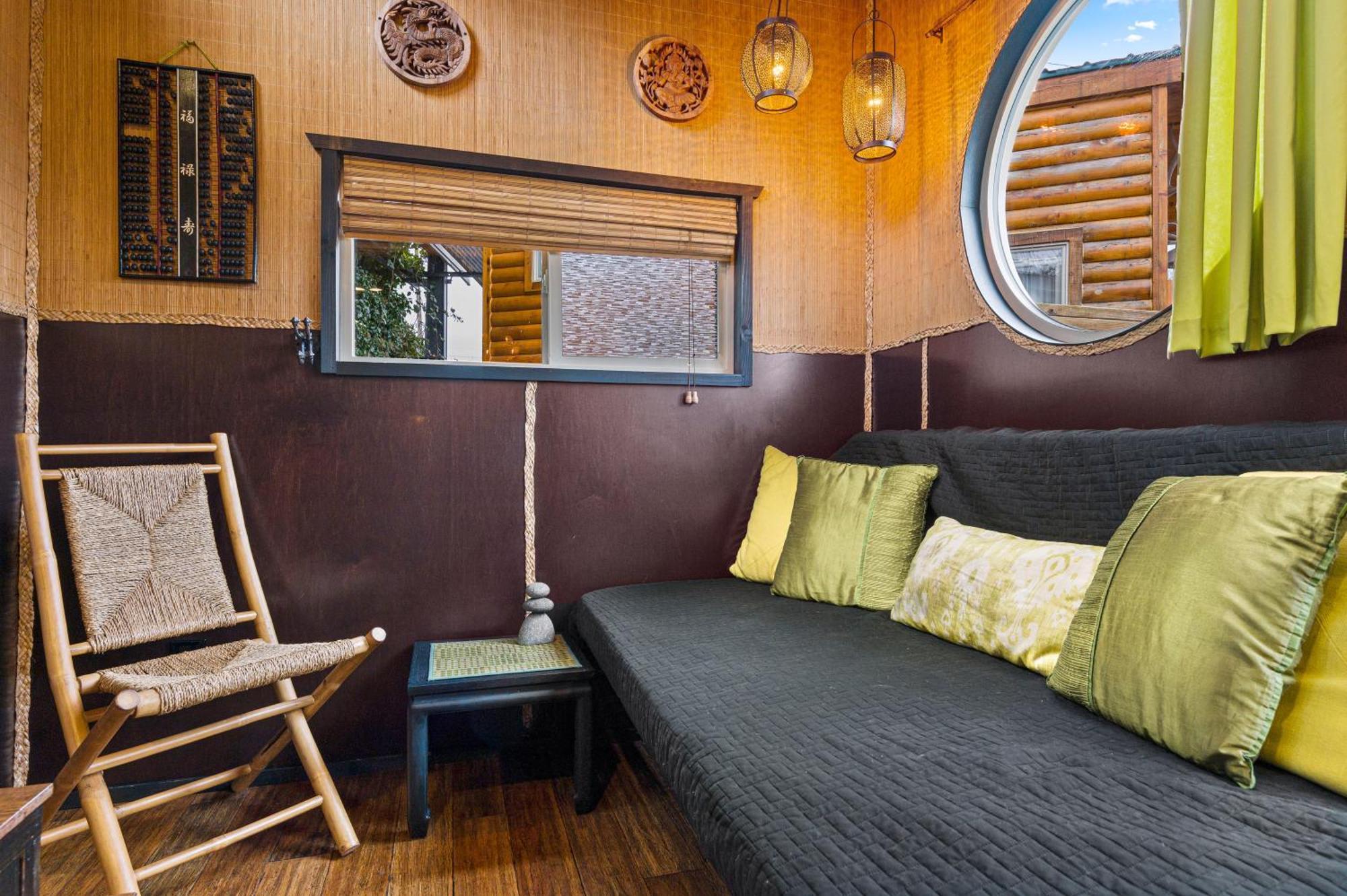 Tiny Digs - Hotel Of Tiny Houses Portland Rum bild