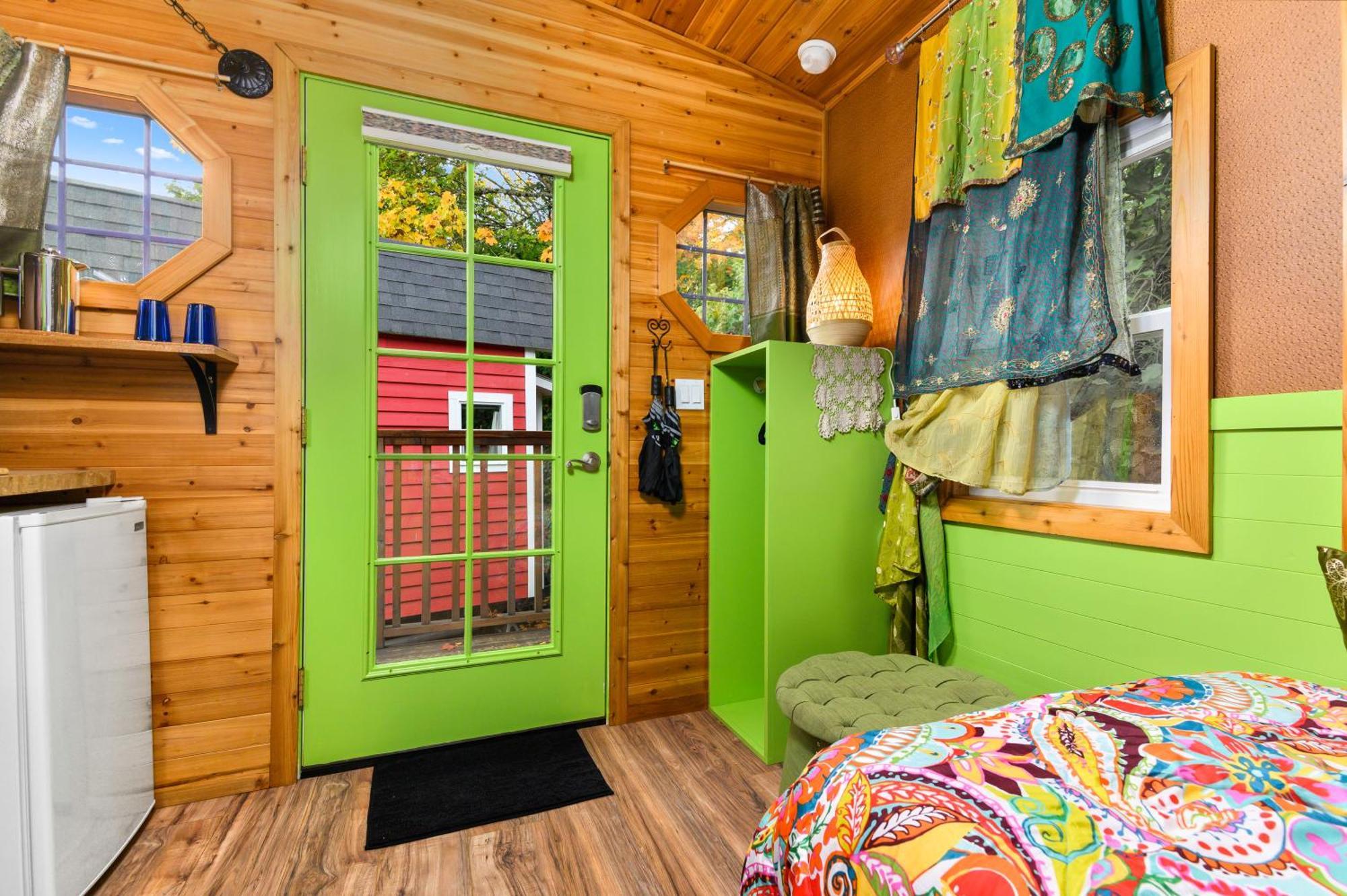 Tiny Digs - Hotel Of Tiny Houses Portland Rum bild