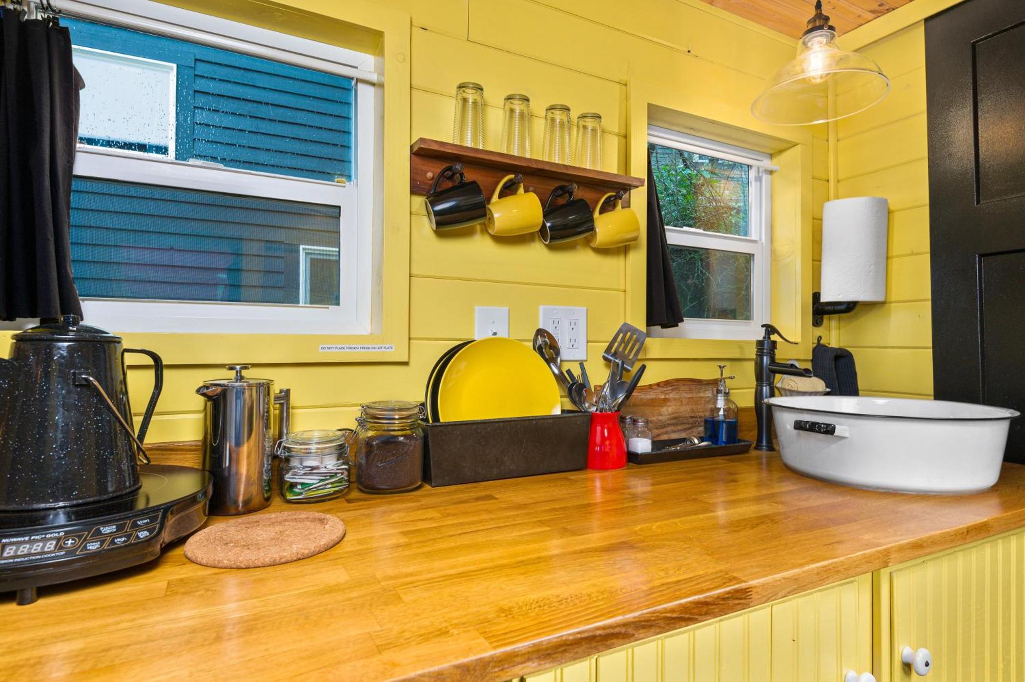 Tiny Digs - Hotel Of Tiny Houses Portland Rum bild